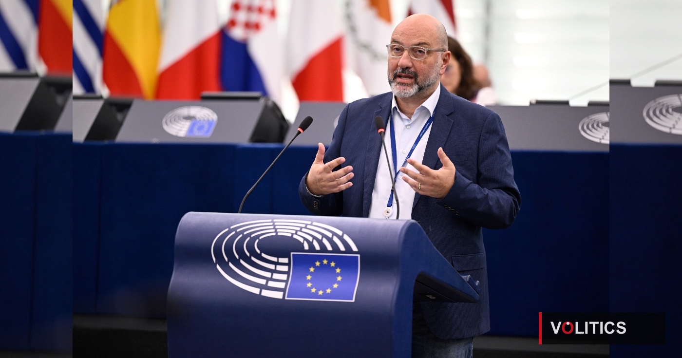 Άρθρο του Σάκη Αρναούτογλου στο VOLITICS: «Από το φθηνό προϊόν στην τεχνολογική υπεροχή: Η νέα Κίνα απέναντι στην Ευρώπη»