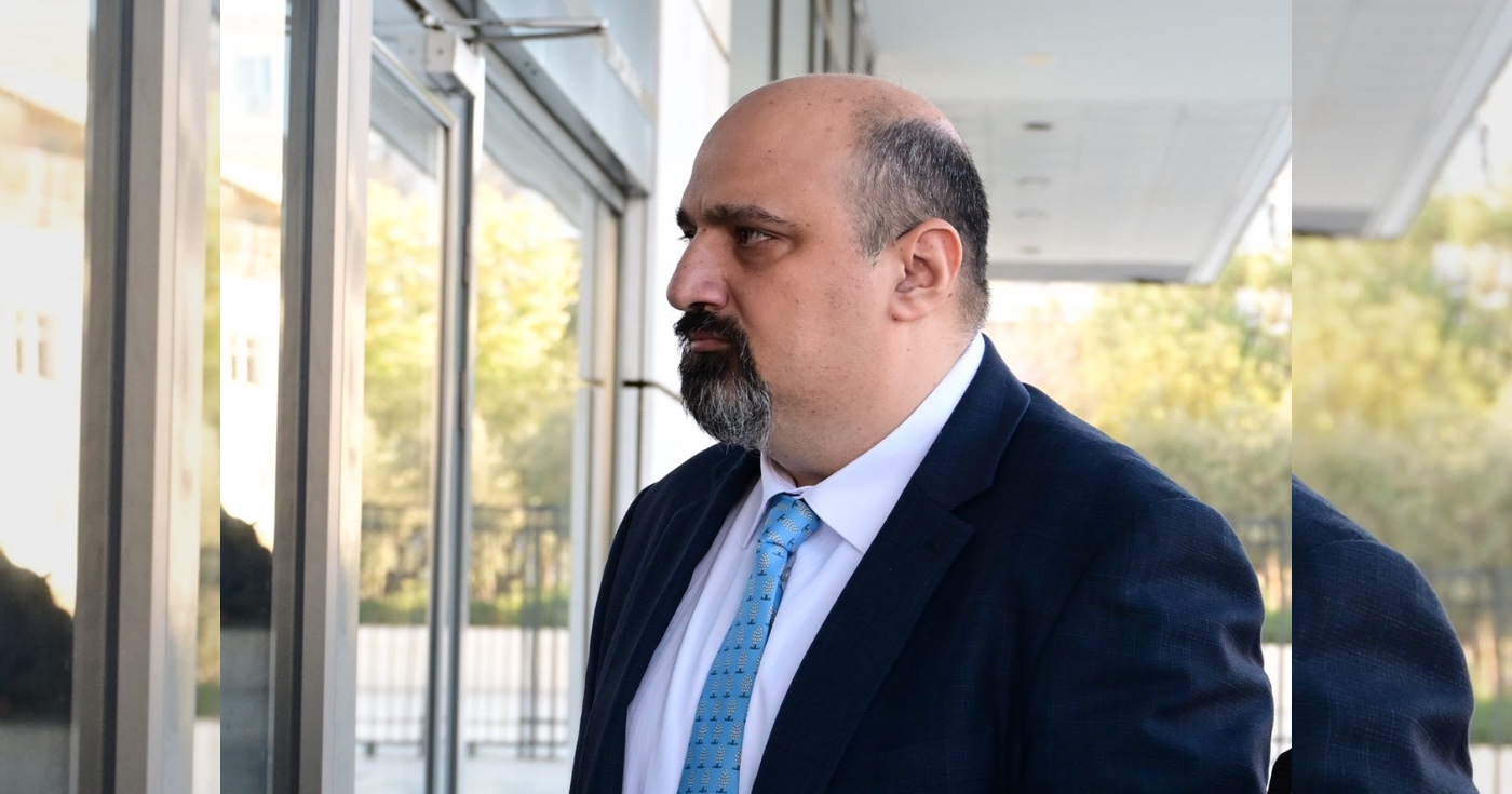 Παρεξηγήθηκε ο Τριαντόπουλος και κατέβασε ρολά;