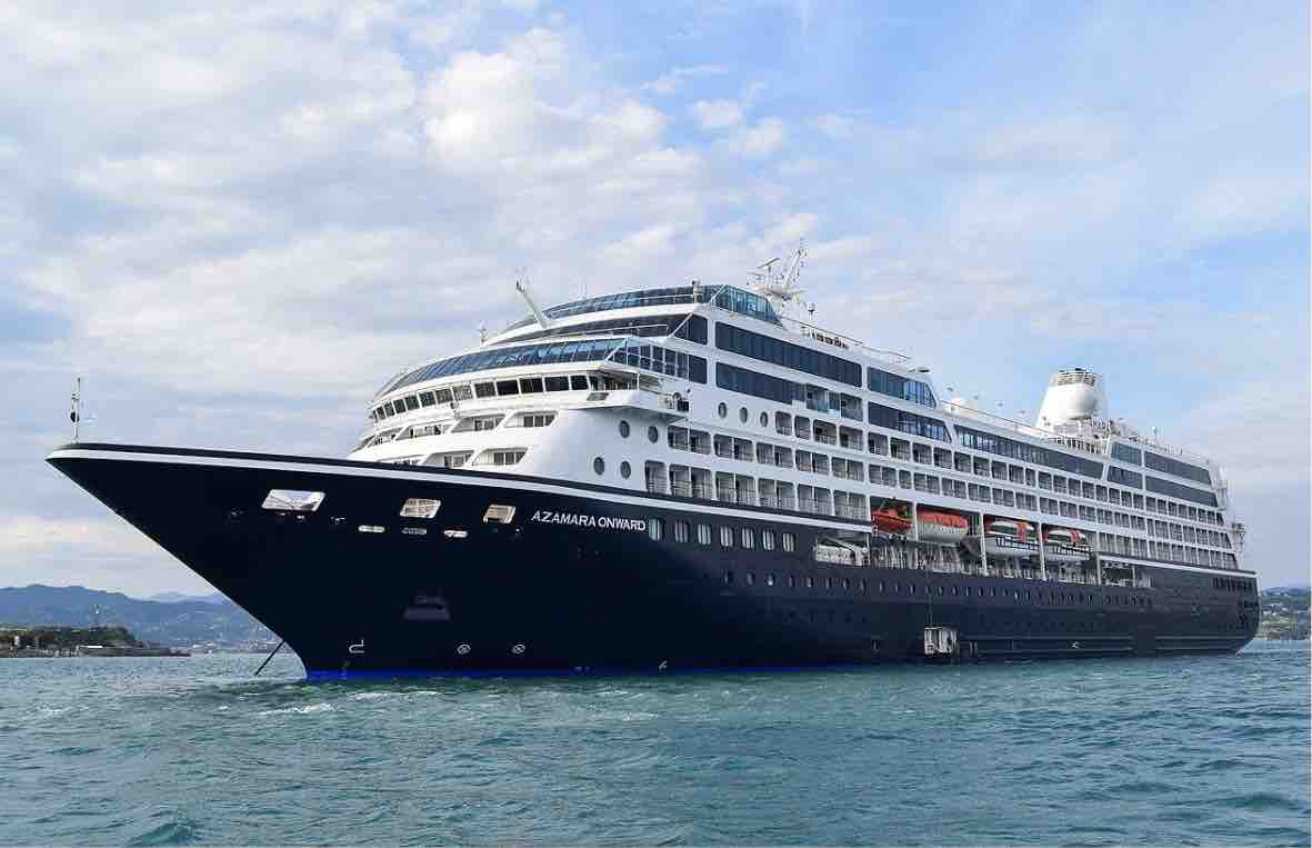 Το κρουαζιερόπλοιο «AZAMARA ONWARD» δένει στον Βόλο με εκατοντάδες επισκέπτες