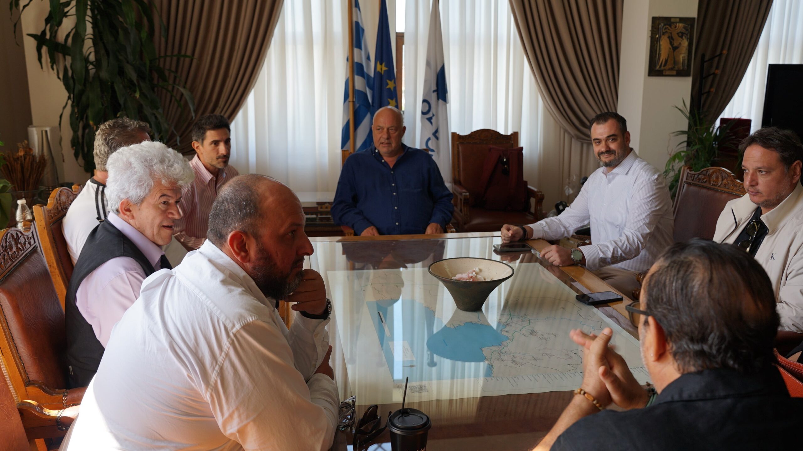 Ευρεία σύσκεψη υπό τον Αχιλλέα Μπέο για τις γιορτές – Τί συζητήθηκε
