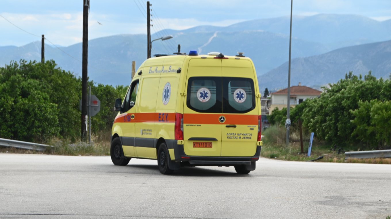 Βόλος: Παραλίγο πνιγμός 90χρονης στη Χρυσή Ακτή Παναγιάς – Εχασε τις αισθήσεις της μέσα στη θάλασσα