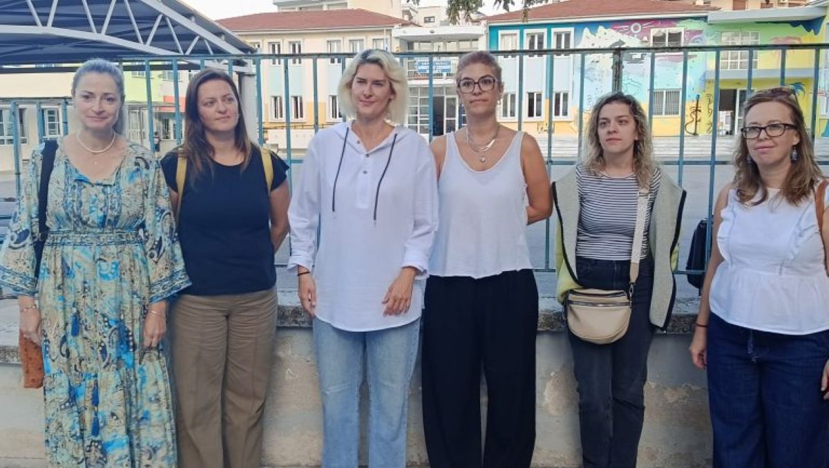 Αντιδράσεις γονέων στο 14ο Δημοτικό Βόλου για τις συγχωνεύσεις τμημάτων – Προαναγγέλλουν αίτημα εισαγγελικής παρέμβασης