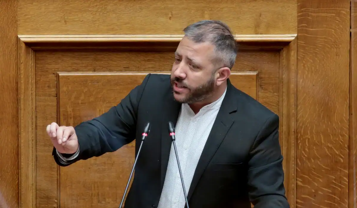 Στη Βουλή από τον Μεϊκόπουλο τα ερωτήματα για την απαράδεκτη εικόνα του κτιρίου της ΔΟΥ Βόλου