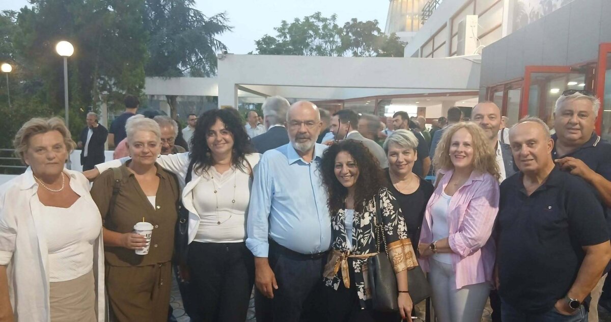 Λαρισαίοι στη Θεσσαλονίκη για τον Νίκο Ανδρουλάκη… (φωτ.)