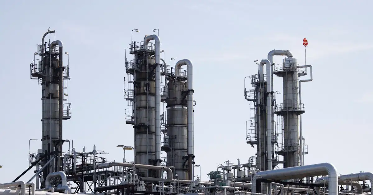 Πάνω από τα 91 δολάρια το Brent με φόντο τις εχθροπραξίες στη Μέση Ανατολή