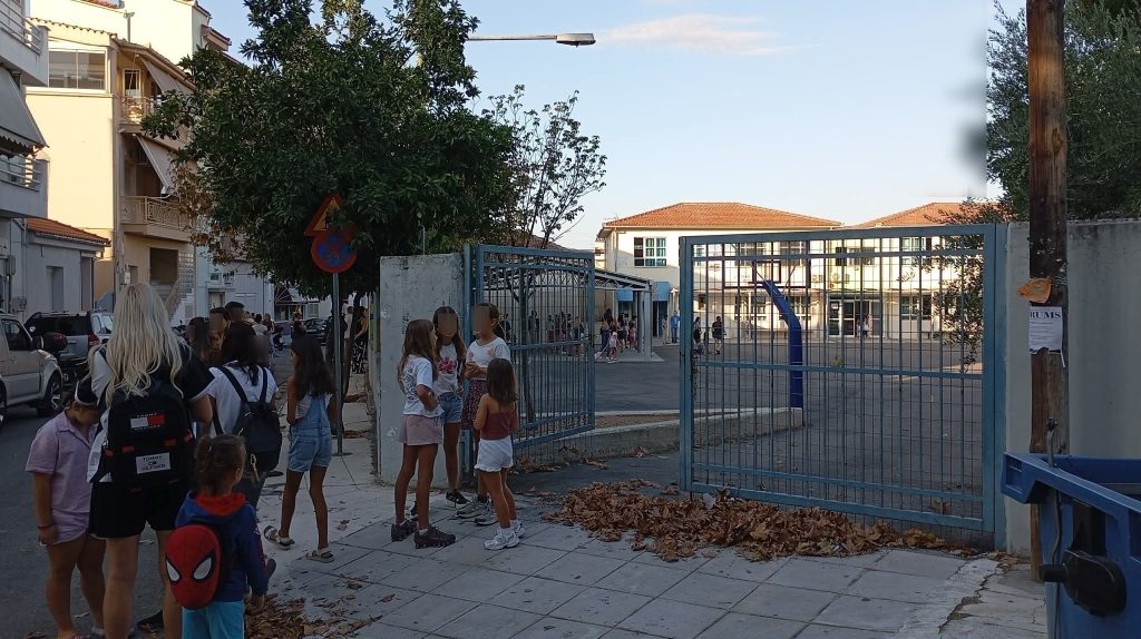 14ο Δημοτικό Βόλου: Στις 6 στον Άγιο Νικόλαο οι γονείς – Αποφασίζουν τη συνέχεια των κινητοποιήσεων