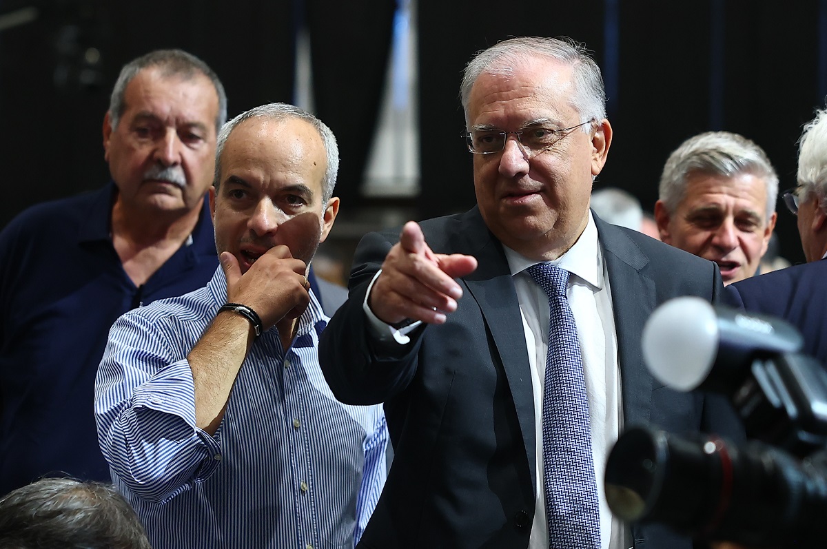 Θεοδωρικάκος: Ανοιχτό το ενδεχόμενο για διεύρυνση των προϊόντων με μειωμένες τιμές
