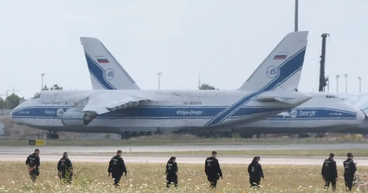 Γερμανία: Η Ρωσία πίσω από την επίθεση με drones στο αεροδρόμιο της Λειψίας – Κλείνει το ρωσικό προξενείο στη Βόννη