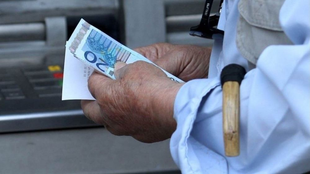 Πότε ξεκινά η καταβολή συντάξεων του Οκτωβρίου - Αναλυτικά ανά ταμείο