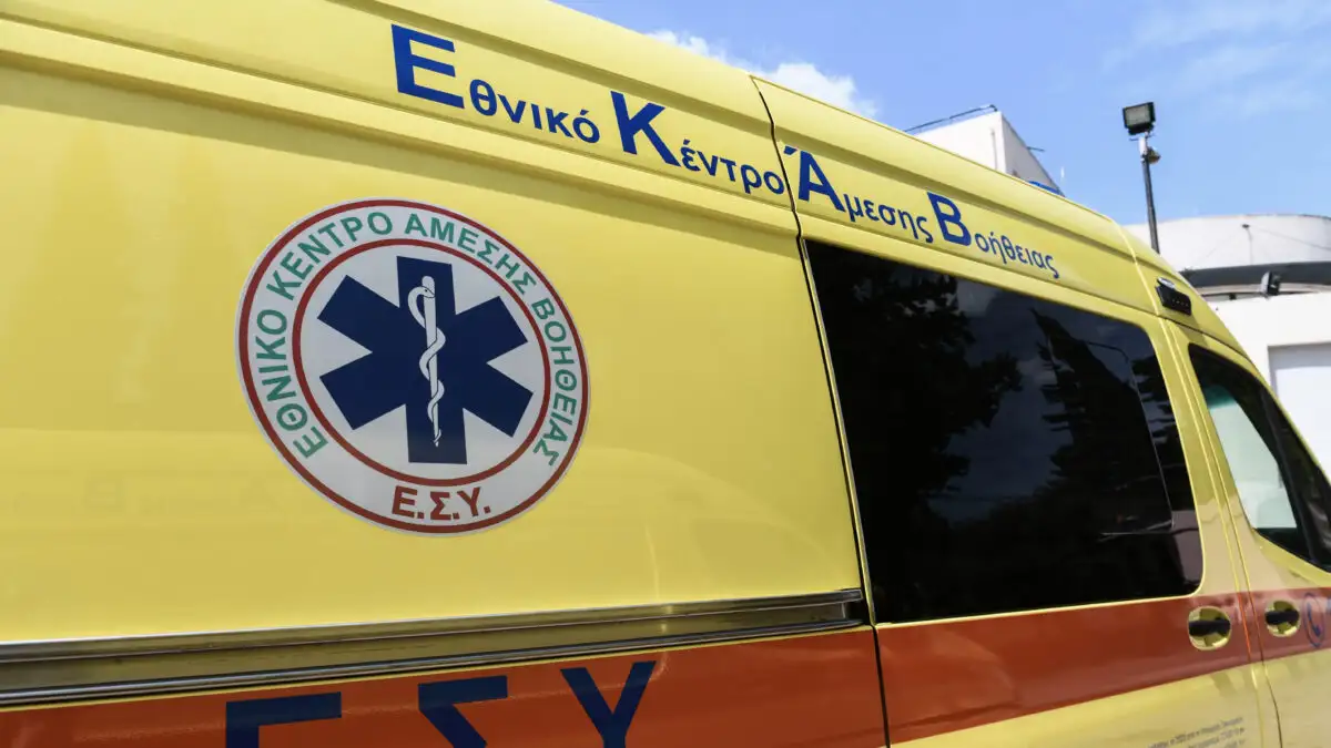Αναστάτωση στο κέντρο του Βόλου – Άνδρας έχασε τις αισθήσεις του