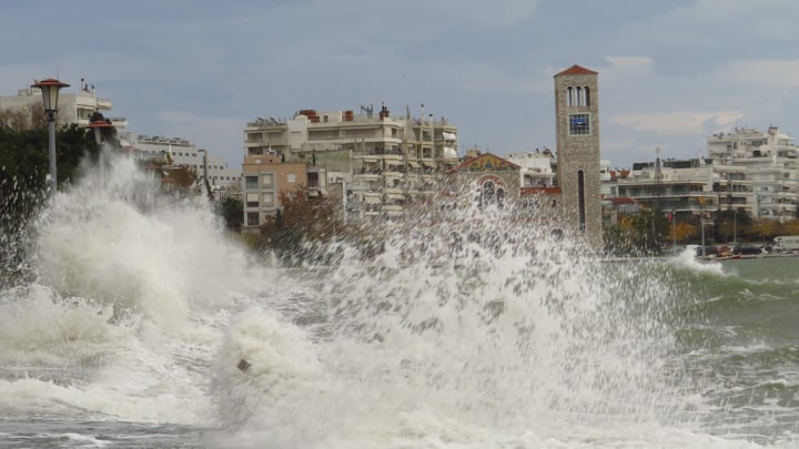 Στο επίκεντρο έντονων καιρικών φαινομένων αύριο και μεθαύριο η Μαγνησία: Ισχυρές καταιγίδες και θυελλώδεις άνεμοι έως 9 μποφόρ