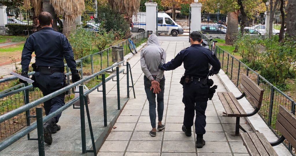 Βόλος: Νέα σύλληψη του «Κάμελ» για απειλή σε βάρος ανήλικης