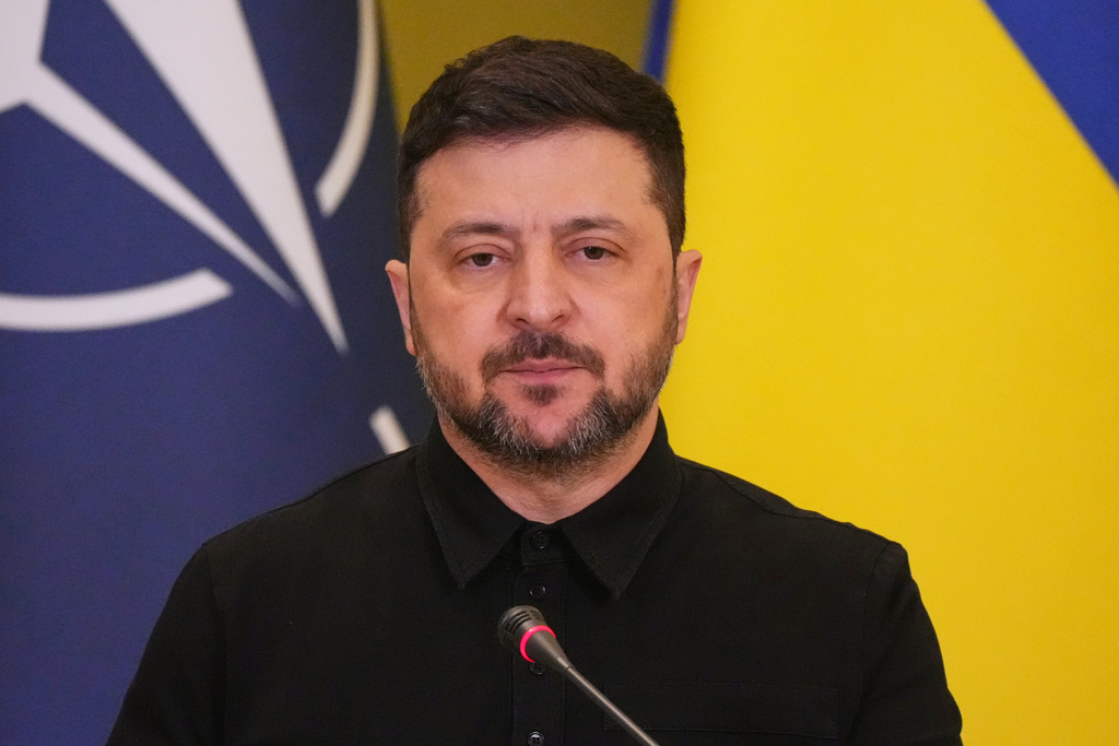 «Ναι» από τον Ζελένσκι σε τριμερή συνάντηση Ουκρανίας, Ρωσίας και ΗΠΑ το συντομότερο δυνατό