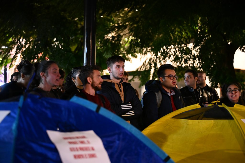 «Στους δρόμους» η Εκπαίδευση στον Βόλο: Πανεκπαιδευτικό Συλλαλητήριο στην Πλατεία Ελευθερίας