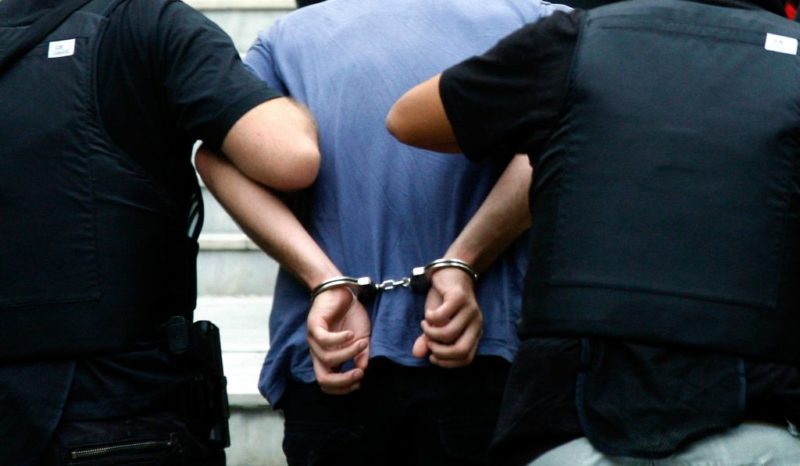 Βόλος: Σύλληψη 28χρονου που έκλεψε σίδερα από επιχείρηση ανακύκλωσης