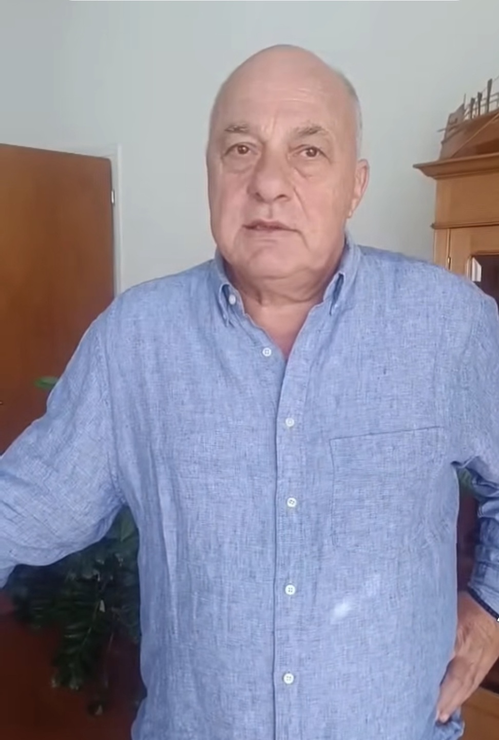 Αχιλλέας Μπέος για τις εξεγέρσεις πολιτών στην Ευρώπη: ”Nτροπή σας γραβατάκηδες της Ευρώπης-Αντιμετωπίστε τα προβλήματα των πολιτών”